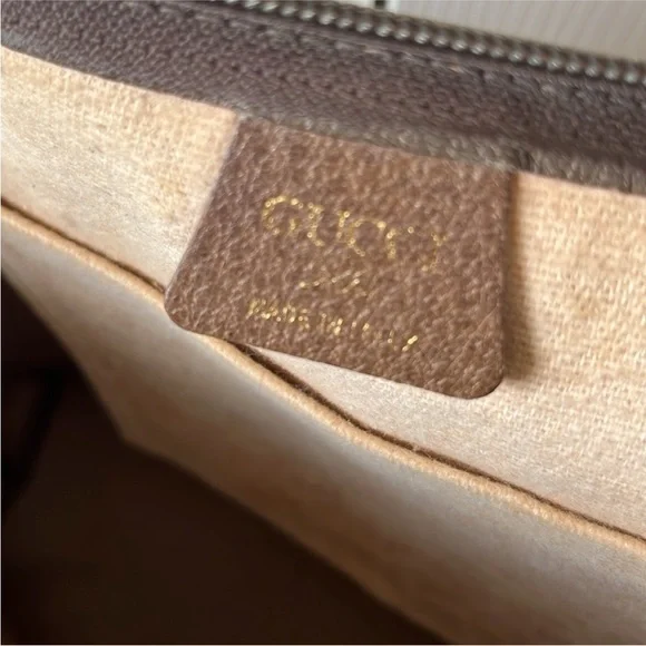 Gucci Plus Tote Bag - Picture 7 of 13